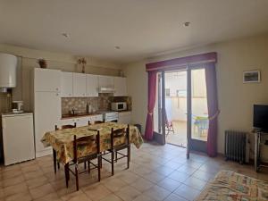 Appartement Réf LS607 Appartement 4 pers Rue Noune Judlin 8 Rue Noune Judlin 13460 Les Saintes-Maries-de-la-Mer Provence-Alpes-Côte d\'Azur