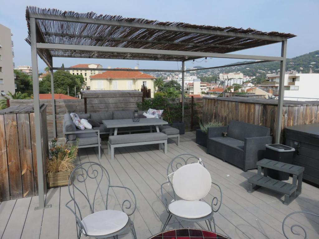 Appartement Ref NICO - 3p Lycklama, 10 06400 Cannes