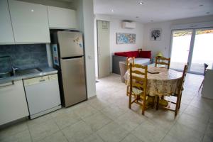 Appartement Ref RAY - 3p Super-Antibes des Anémones, 37 06600 Antibes Provence-Alpes-Côte d\'Azur