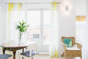 Regina's Banyuls Terrace apartment