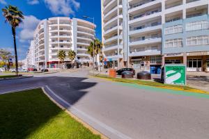 Rei - Quarteira - 3 min to the beach