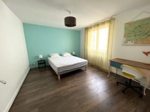 Reims centre appartement Balcon & Stationnement