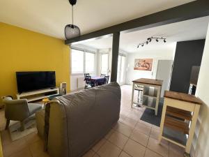 Reims centre appartement Balcon & Stationnement