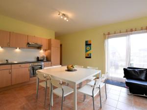Relaxed Apartment in Puerto del Carmen with Swimming Pool