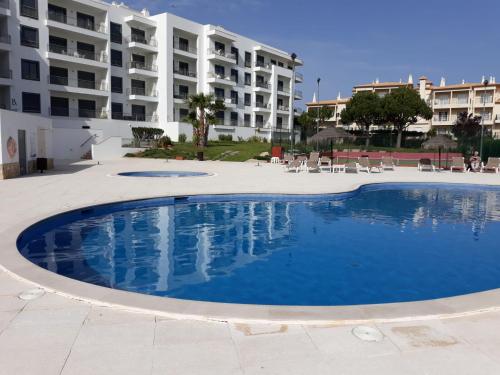 Remarkable 1-Bed Apartment in Olhos de Agua
