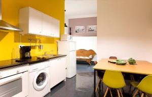 Renewed Apartment in Alfama (near the Cathedral)