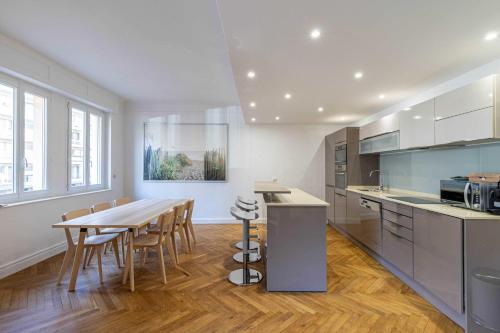 Renovated apartment 80m2 6P 2BR - Cannes Palm Beach