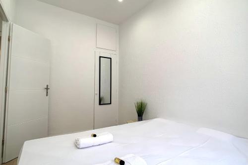 Renovated apartment AC - wifi - 2-4pers - Center Antibes rue James Close