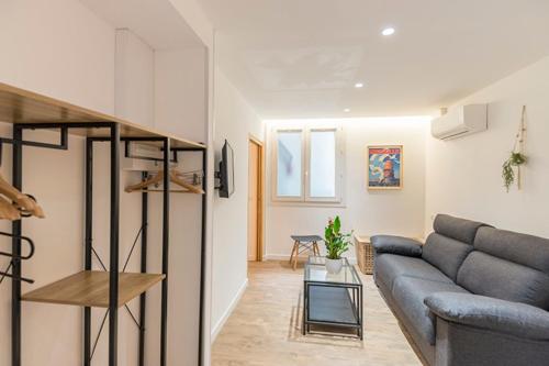 Renovated Apartment On The Old Port