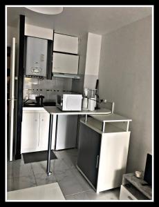 Renovated studio, downtown La Grande Motte 300 meters from the sea