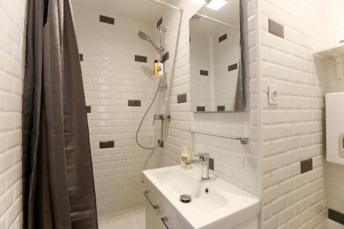 Renovated Studio for 2