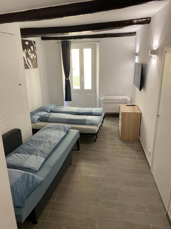 Renovated studio in the heart of the Old Town 1st floor 24 Rue Mattoni, 06500 Menton