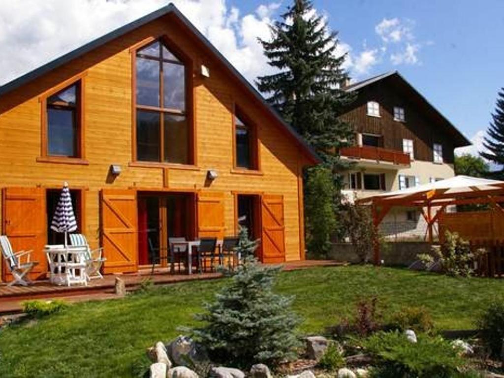 Renovated T3 with Terrace and AC Extreme Center - Air Rental