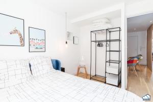 Renovated T3 with Terrace and AC Extreme Center - Air Rental