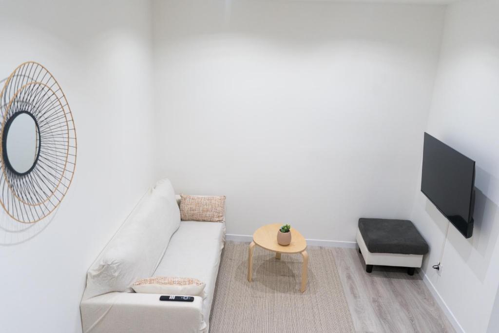 Renovated Typical Baixa Apartment, By TimeCooler