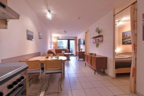 RES-314-Residenz-Teilseeblick