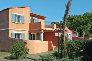Res Cala Bianca, Borgo-Plage, apartment near the sea