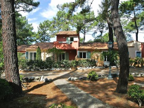 Res Cala Bianca, Borgo-Plage, apartment near the sea