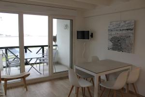 RESIDENCE ARTHA VUE MER
