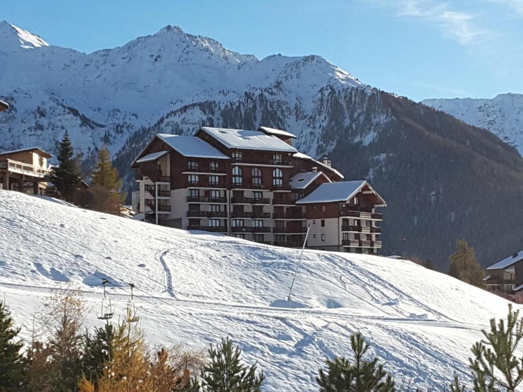 Résidence BruyÈres - Les Hauts De Planchamp - 4 Pièces pour 6 Personnes 193320 73350 Champagny-en-Vanoise