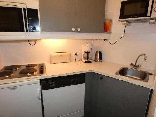 Résidence CAMARINE - 2 Pièces pour 5 Personnes 74