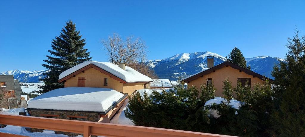 Appartement Résidence Campredon - 6 à 8 pers - Linge Inclus - Terrasse 25m2 plein sud - Jardin - Internet - Parking - Navette pied du logement 15 Boulevard du Campredon 66120 Font-Romeu