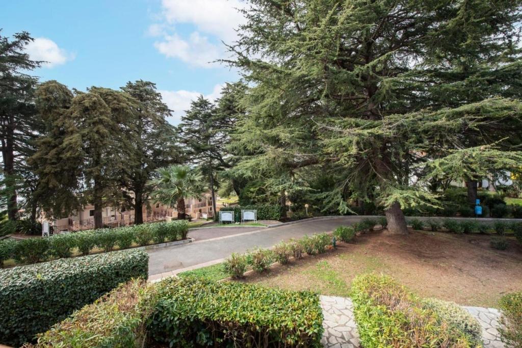 Résidence Cannes Villa Francia - Maeva Home - 2 pièces 4 Personnes - Confort 62 33 Avenue Amiral Wester Wemyss, 06150 Cannes