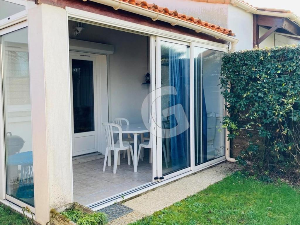 Résidence COTE D'OC - 2 Pièces pour 4 Personnes 94 11370 Port Leucate