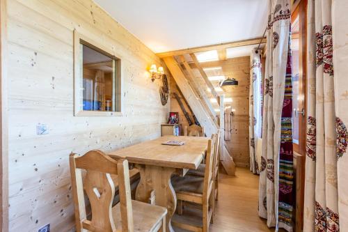 Résidence Creux de L'Ours A - Appartement CREUX DE L'OURS A60 pour 6 Personnes