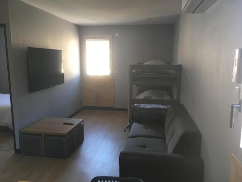 Résidence des Postes Appartement numéro 3 Climatisé Connecté à la voix 5m PAL