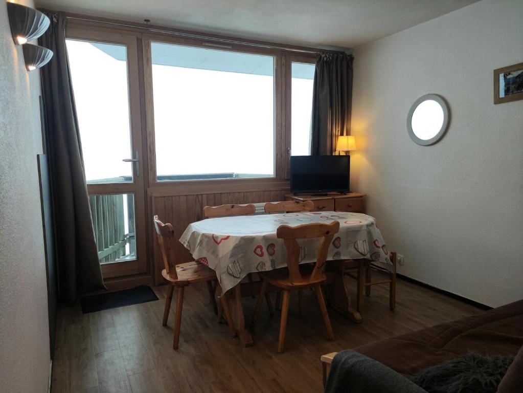 Résidence FlÈche - Studio pour 4 Personnes 404 Immeuble le Paquebot des neiges, Immeuble Le Paquebot des neiges, 73210 Aime-La-Plagne