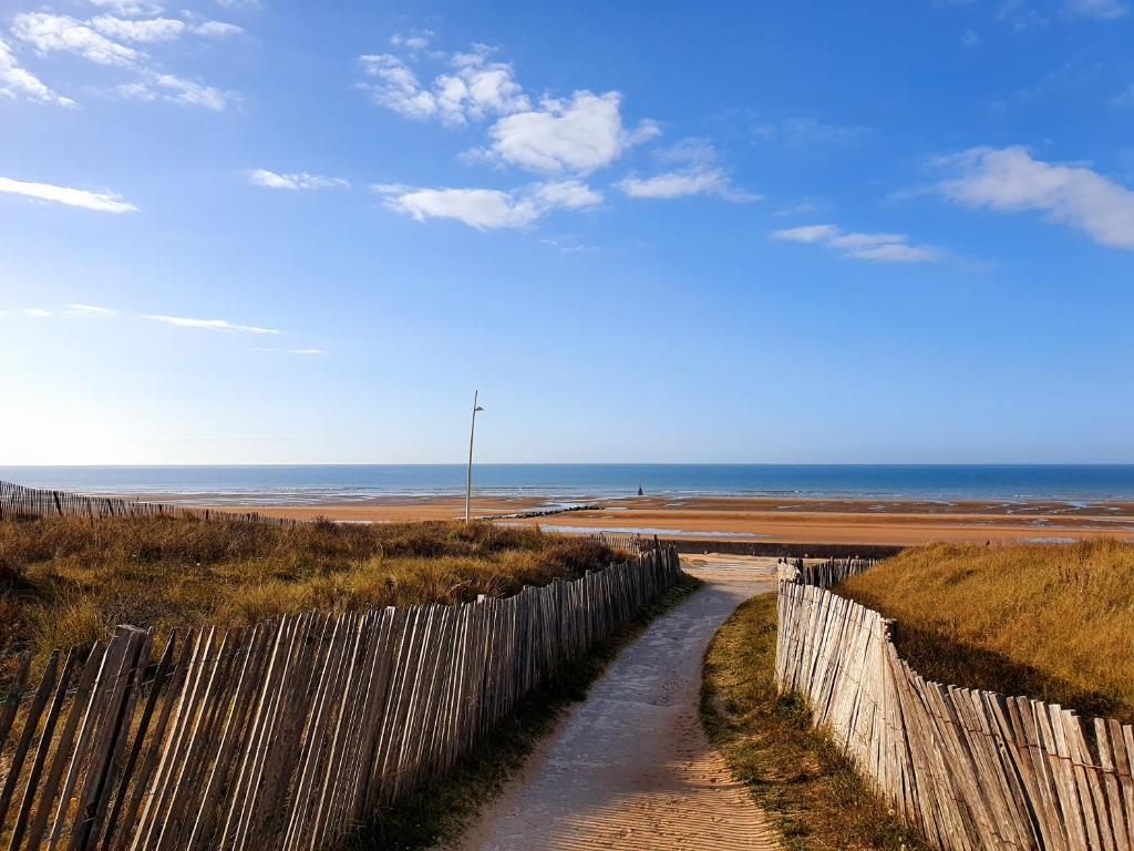 Appartement Résidence Front de mer Cabourg - Accès direct plage Batiment 8 1er etage 33 Boulevard des Diablotins 14390 Cabourg