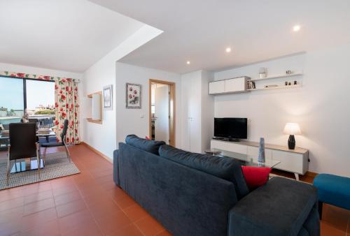 RESIDENCE GOLF CLUB - Elegant one bedroom apart with AC, pool view, 5 min to the golf