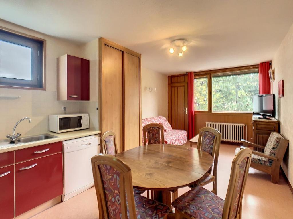 Résidence Grand Coeur - 4 Pièces pour 6 Personnes 014 73700 La Rosière