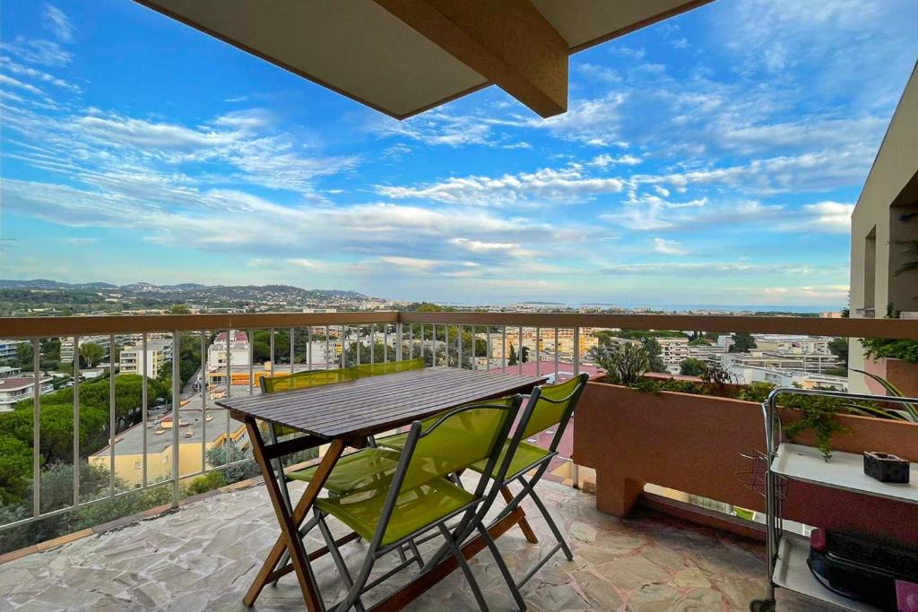 Résidence Graziella Appartement 627 06160 Juan-les-Pins
