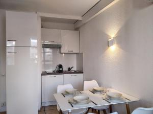 Appartement Résidence Graziella Studio 227 19 Avenue du Maréchal Joffre, Studio 227 06160 Juan-les-Pins Provence-Alpes-Côte d\'Azur