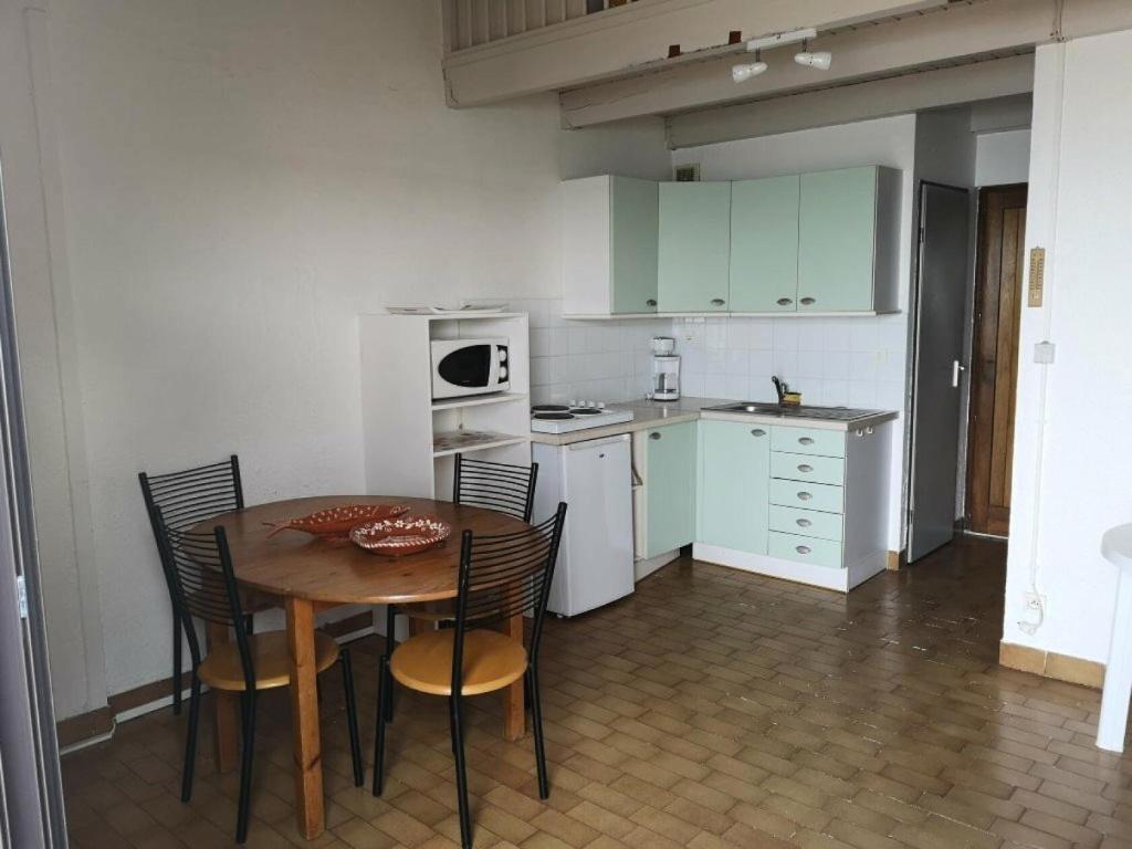 Résidence Grenada - Studio pour 4 Personnes 474 RUE GRENADA, BAT 41, 66420 Le Barcarès