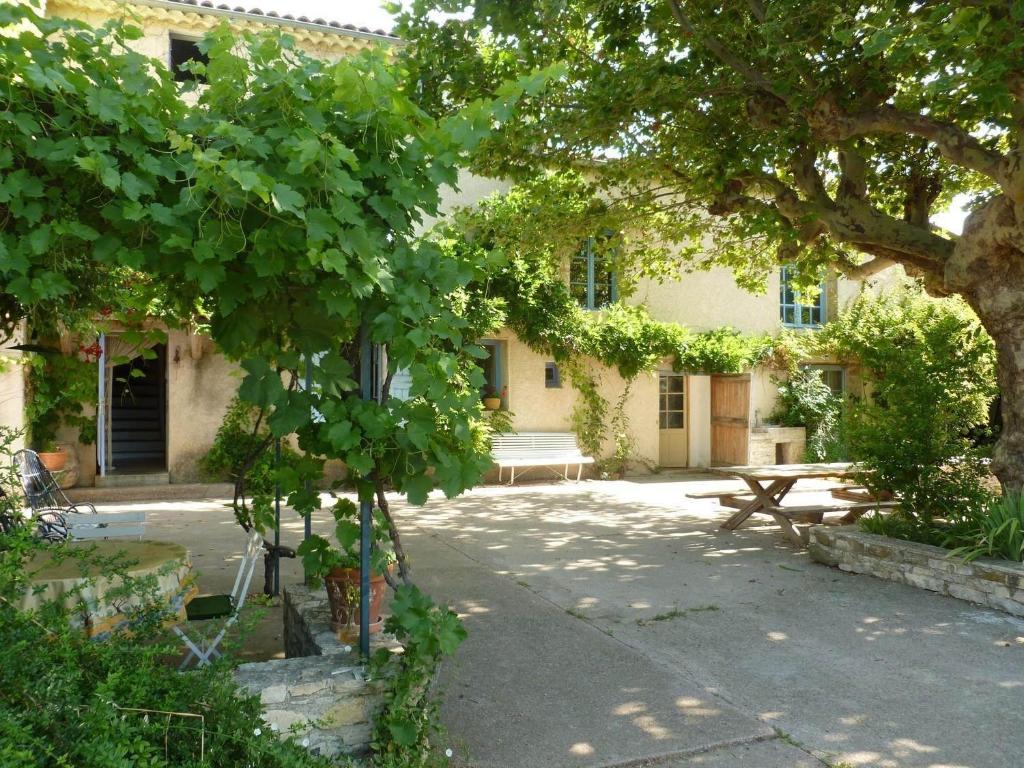 Résidence \ 04800 Gréoux-les-Bains