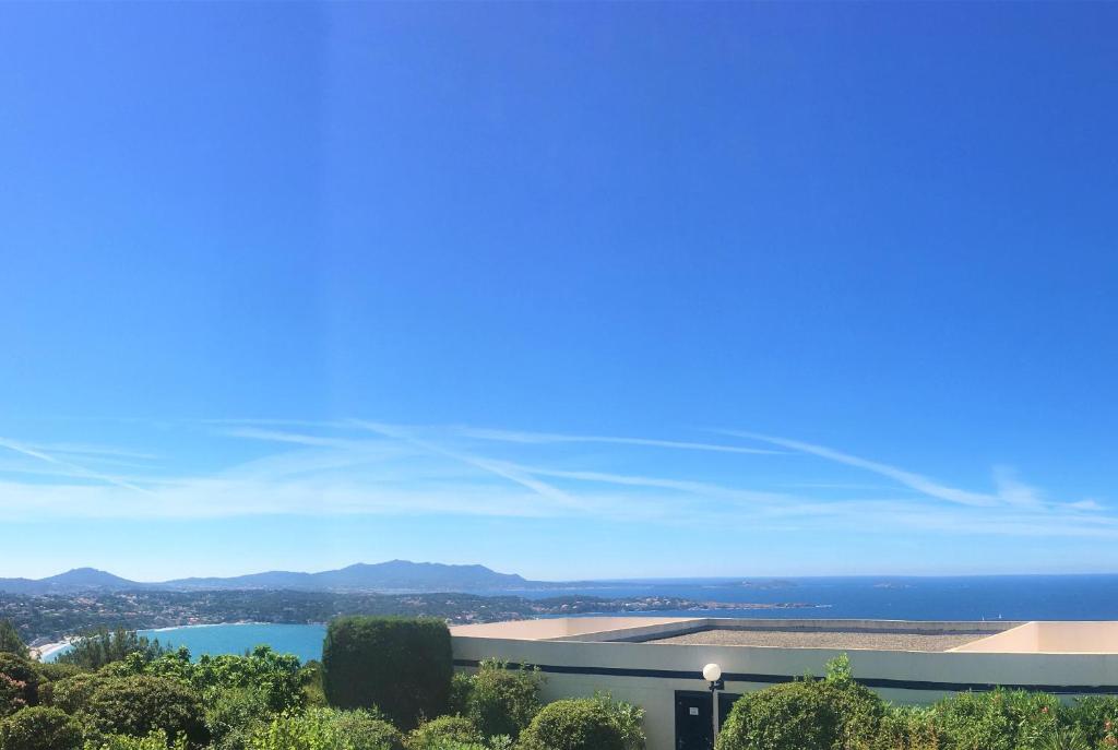 Résidence Katikias - vue mer Avenue de l'ile rousse, 83150 Bandol