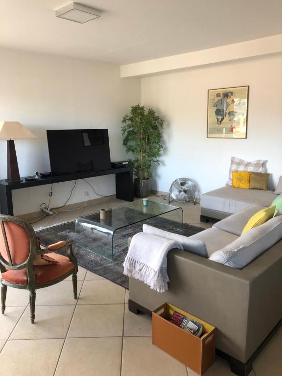 Residence La Combe D Or - 2 Pièces pour 4 Personnes 054 05200 Le Mélézet