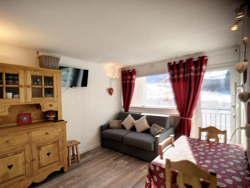 Résidence LA GRANGE AUX FEES - Appartement GRANGE AUX FEES E11 pour 5 Personnes 73260 Valmorel