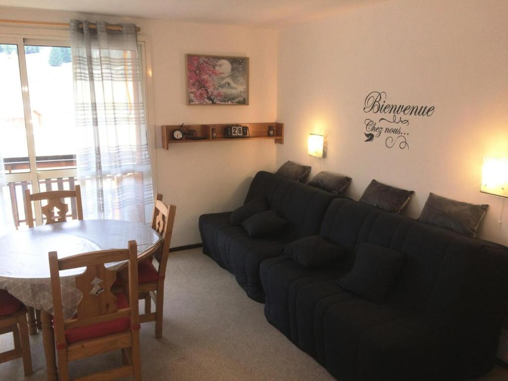 Appartement Résidence Le Bois D'aurouze - Studio pour 4 Personnes 804 Rond Point des Issarts, Superdévoluy 05250 Le Dévoluy