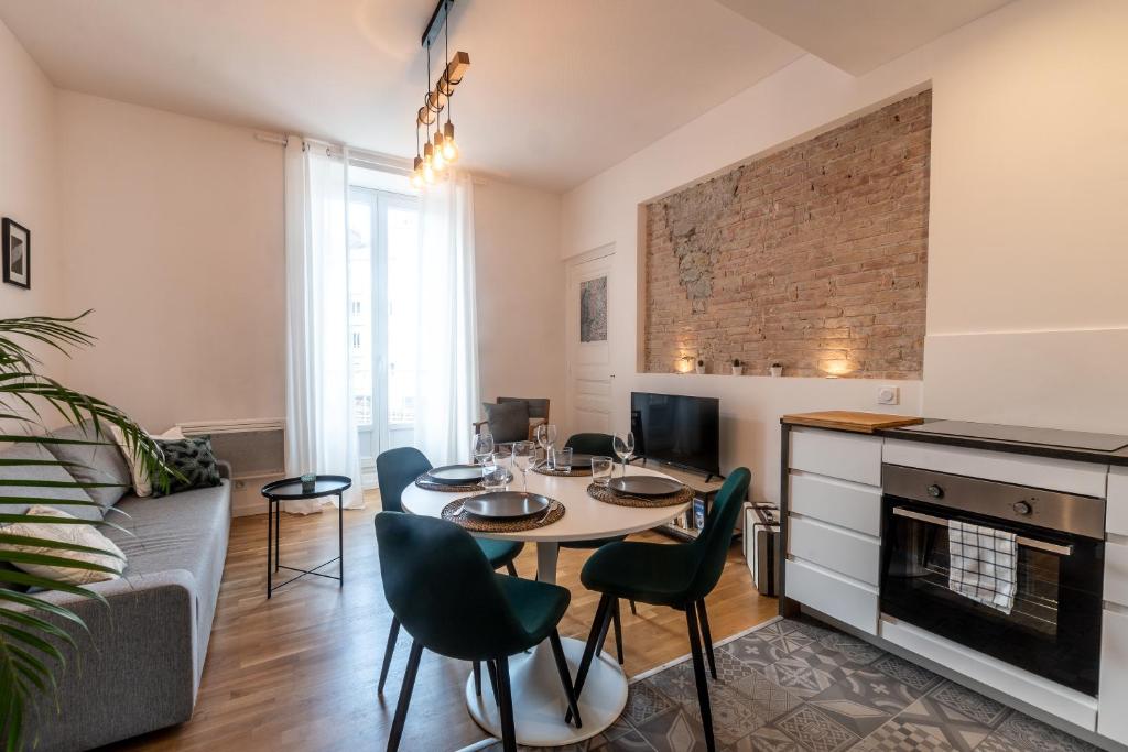 Résidence Le Chardonnet - 2 Pièces pour 6 Personnes 193275 73350 Champagny-en-Vanoise