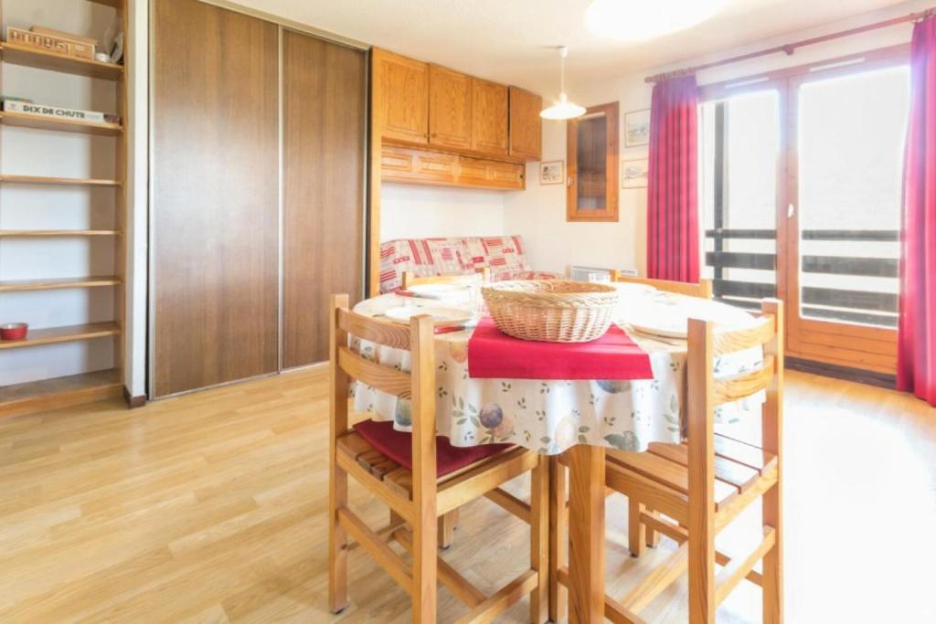 Résidence Le Christiana - 2 Pièces pour 4 Personnes 014 Immeuble la Bergerie, La Plagne Montalbert, 73210 Aime-La-Plagne