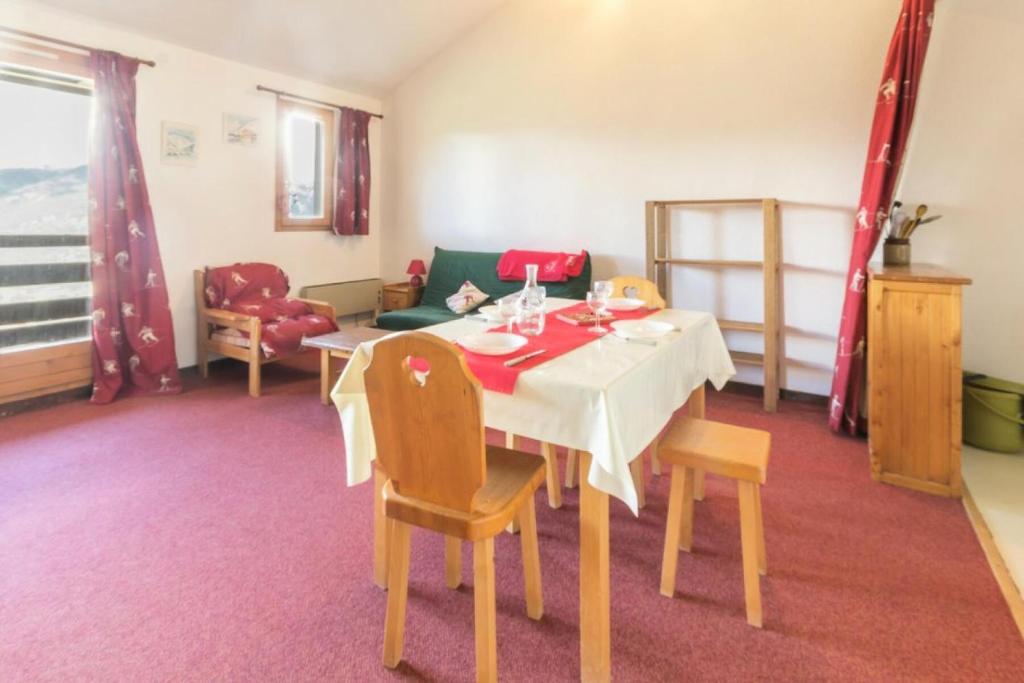 Appartement Résidence Le Christiana - 2 Pièces pour 5 Personnes 904 Immeuble la Bergerie, La Plagne Montalbert 73210 Aime-La-Plagne