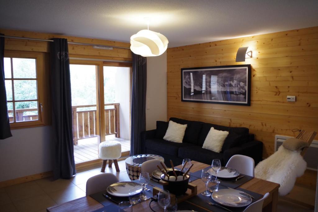 Appartement Résidence : Le Crystal Chalet Résidence LE CRYSTAL CHALET 14 chemin de la Sea 38860 Les Deux Alpes