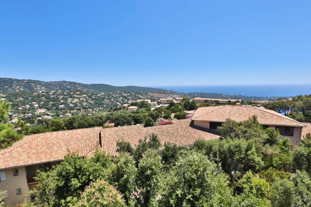 Résidence le Hameau des Issambres - maeva Home - 2 Pièces 7 Personnes Séle 14 Résidence Le Hameau des Issambres - Route du Col de Bougnon, 83380 Les Issambres