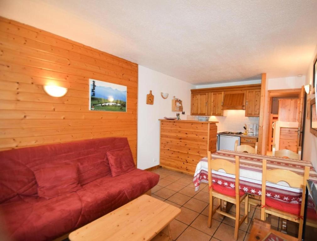 Résidence Le Plein Sud - Studio pour 4 Personnes 044 Appt n°8- niveau rez de chaussée, LE PLEIN SUD, 73210 Aime-La-Plagne