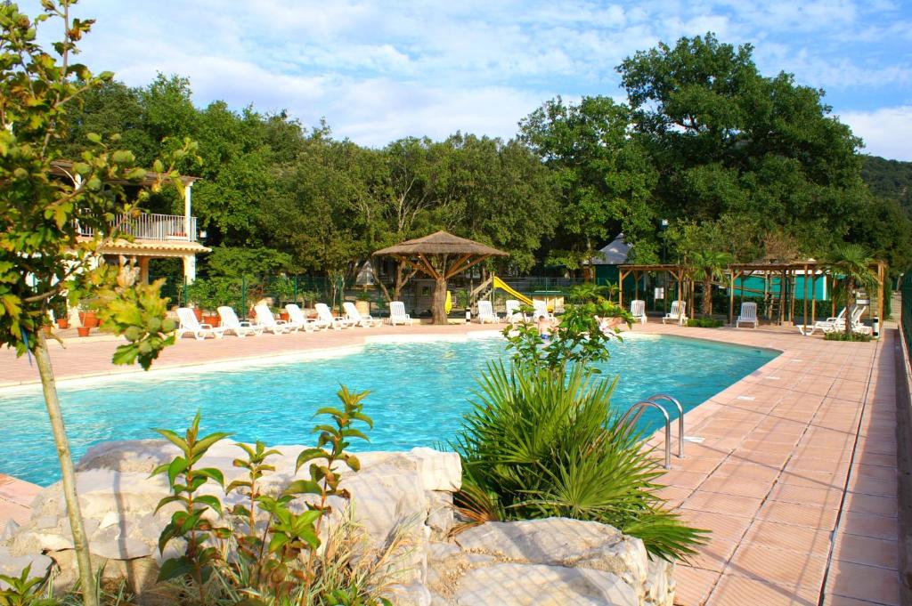Résidence Le Pouzenc - Studio pour 6 Personnes 814 05200 Le Mélézet