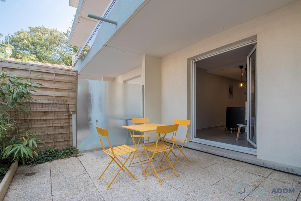 Résidence Le Sommet - Studio pour 4 Personnes 094 05100 Montgenèvre